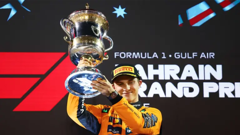 piastri mclaren bahrain 2025